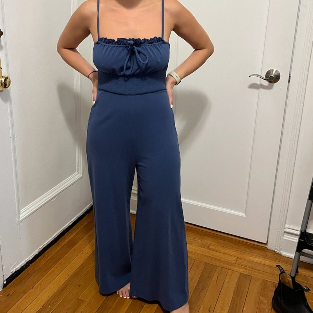 jumpsuit - Picture 2 of 4